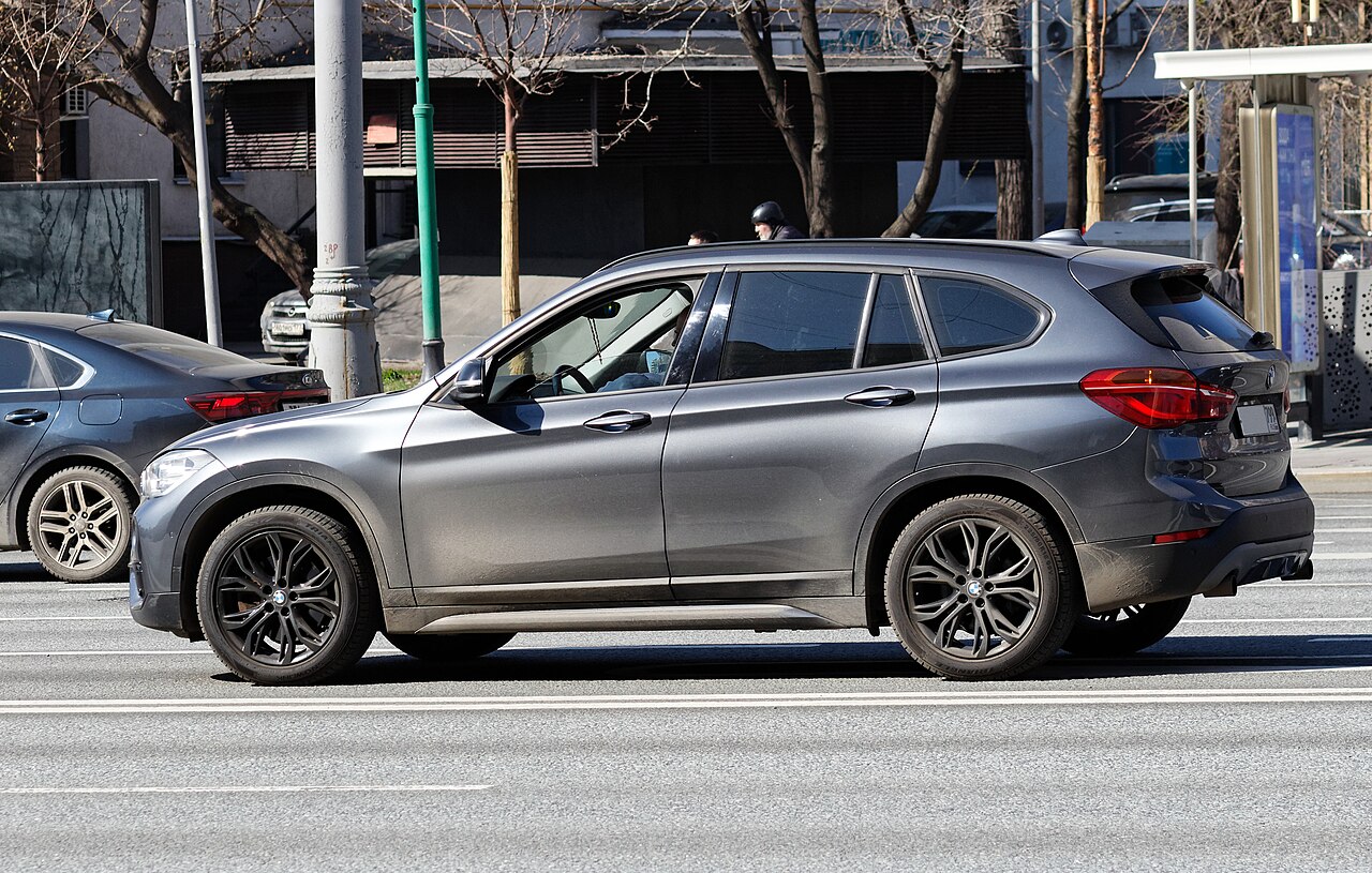 BMW i7: Inside BMW's Electric Flagship